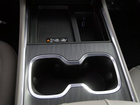 New 2026 GMC Acadia Elevation w/ Elevation Premium Package image 23