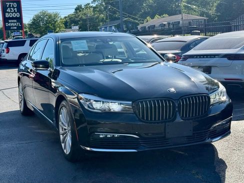 Used 2018 BMW 740i xDrive AWD/4WD image 3