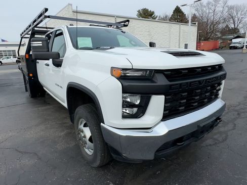 Used 2023 Chevrolet Silverado 3500 W/T w/ WT Convenience Package image 2