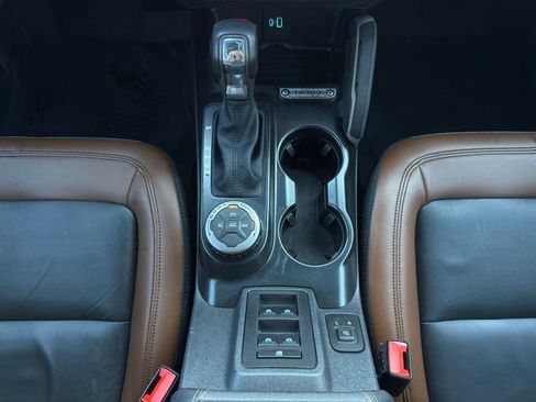 Certified 2024 Ford Bronco Outer Banks image 16