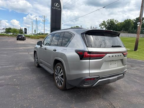 Used 2025 Lexus LX 700h Luxury w/ Appearance Package AWD/4WD image 27