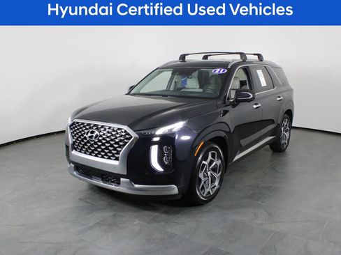 Used 2021 Hyundai Palisade Calligraphy image 2