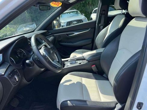 Used 2025 INFINITI QX55 Luxe w/ Cargo Package image 16