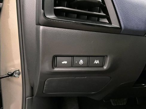 New 2026 Nissan Sentra SL w/ Floor Mat Package FWD image 32
