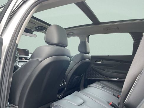 Used 2022 Hyundai Santa Fe Limited FWD image 17