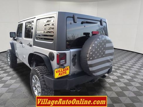 Used 2014 Jeep Wrangler Unlimited Rubicon w/ Connectivity Group image 10