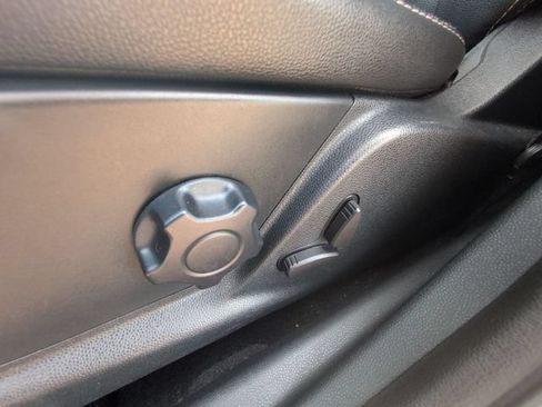 Used 2021 Ford EcoSport Titanium FWD image 13