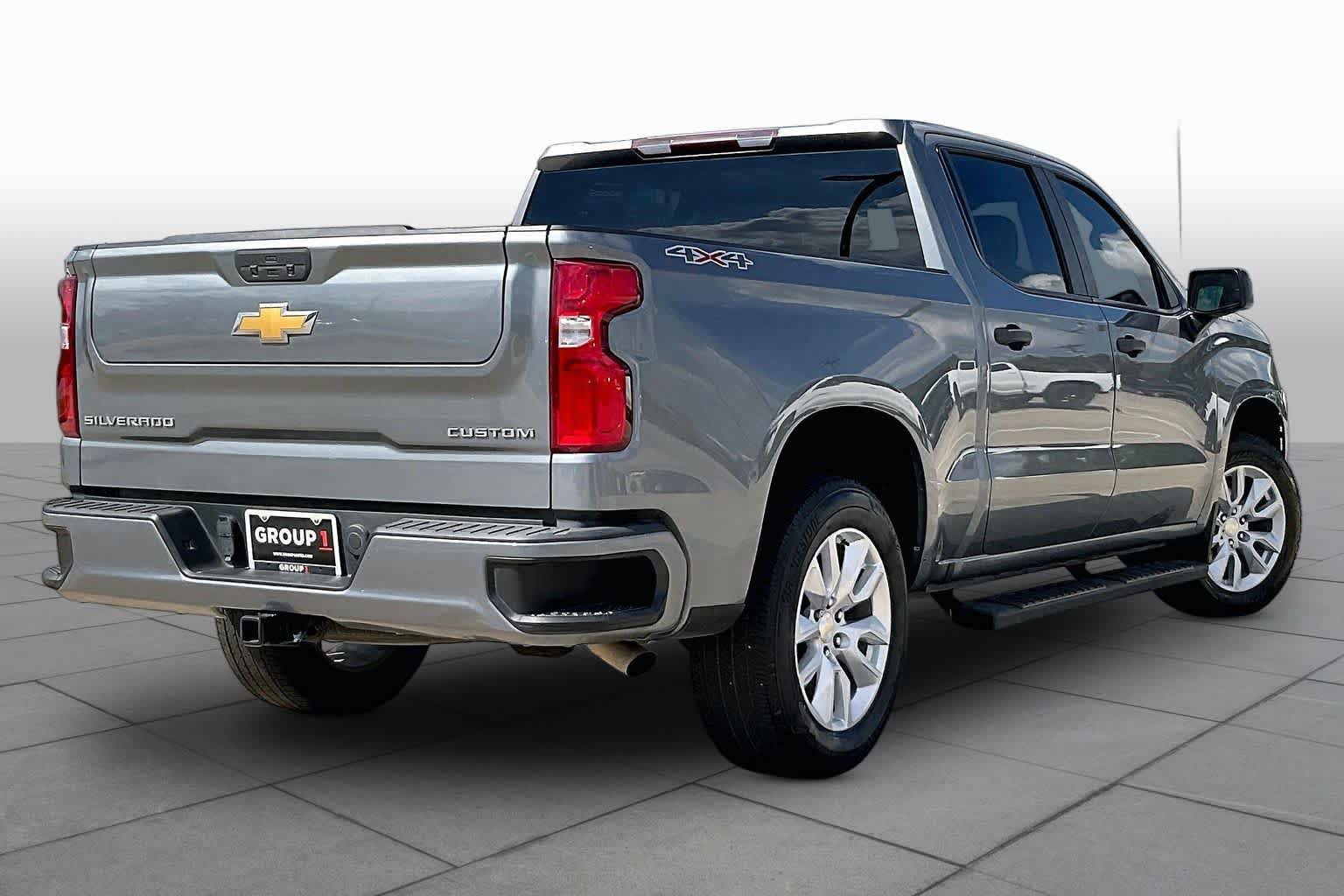 Used 2021 Chevrolet Silverado 1500 Custom AWD/4WD image 13