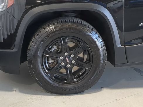 Used 2023 GMC Acadia AT4 AWD/4WD image 17