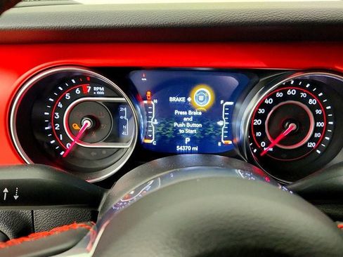 Used 2022 Jeep Gladiator Rubicon w/ Cold Weather Group AWD/4WD image 14