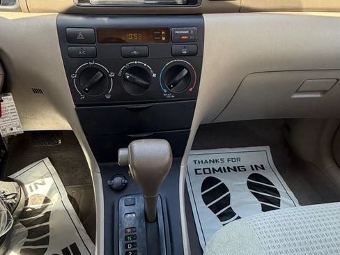 Used 2006 Toyota Corolla LE FWD image 13