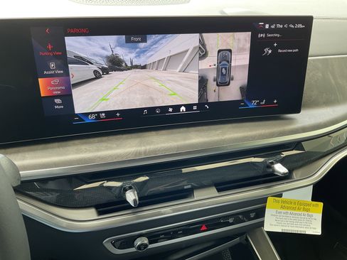 New 2026 BMW X5 xDrive50e w/ Premium Package image 18