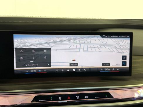 Used 2024 BMW i7 eDrive50 w/ M Sport Package RWD image 20