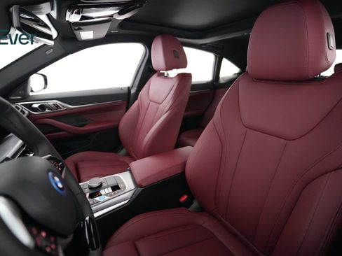 Used 2025 BMW i4 eDrive40 w/ Premium Package RWD image 4