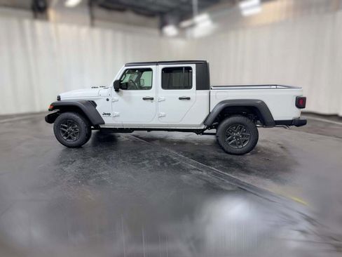 New 2026 Jeep Gladiator Sport image 6