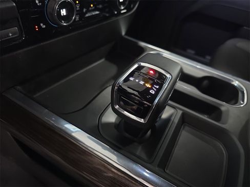 Used 2023 Chevrolet Silverado 1500 RST image 25