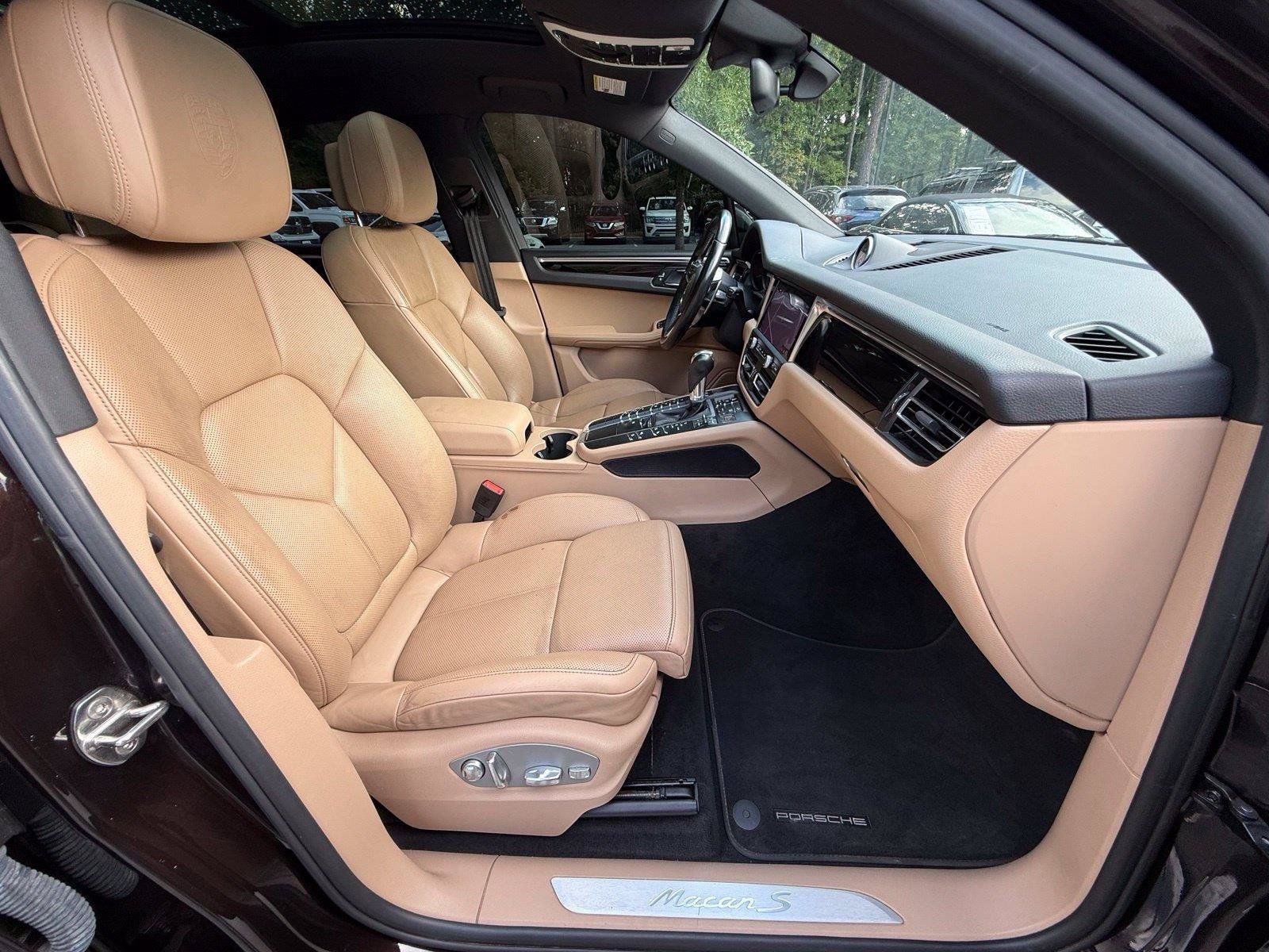 Used 2020 Porsche Macan S AWD/4WD image 25