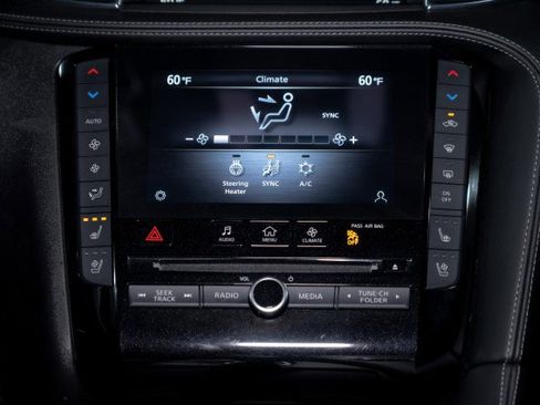 Used 2023 INFINITI QX55 Essential w/ Accent Package image 17