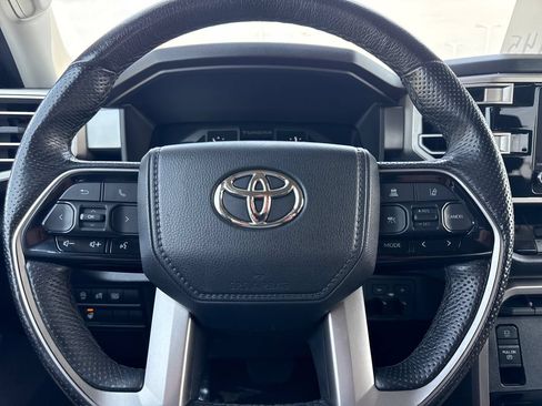 Used 2022 Toyota Tundra SR5 AWD/4WD image 15