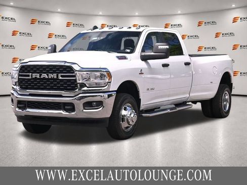 Used 2024 RAM 3500 Big Horn AWD/4WD image 1