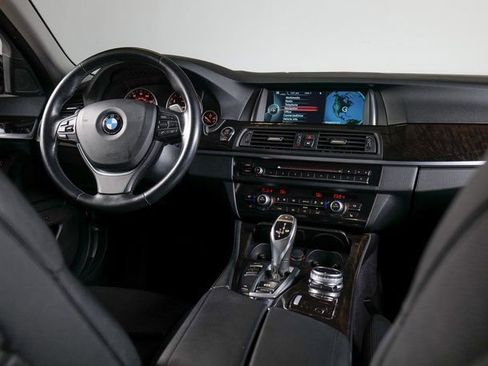 Used 2014 BMW 550i Sedan image 12