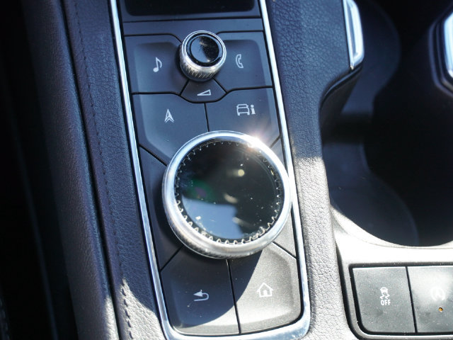 Used 2025 Cadillac XT4 Premium Luxury FWD image 41