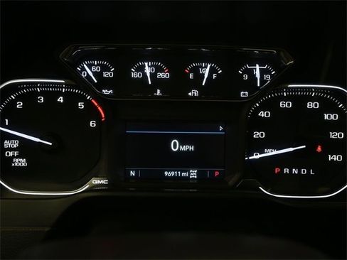 Certified 2021 GMC Sierra 1500 AT4 w/ AT4 Premium Package image 9