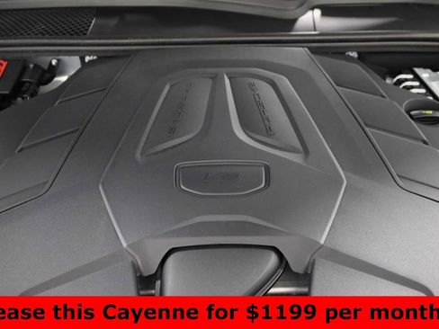 Certified 2024 Porsche Cayenne Coupe image 50