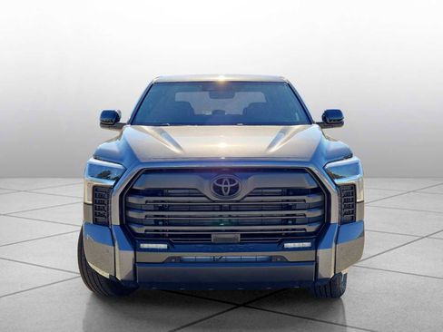 New 2026 Toyota Tundra Limited AWD/4WD image 3