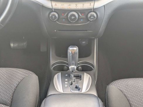 Used 2019 Dodge Journey SE w/ Premium Group FWD image 24