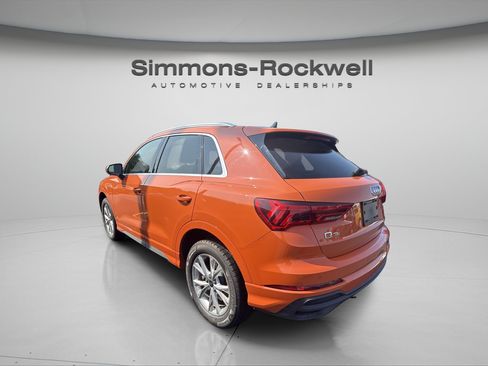 Used 2025 Audi Q3 2.0T Premium AWD/4WD image 2