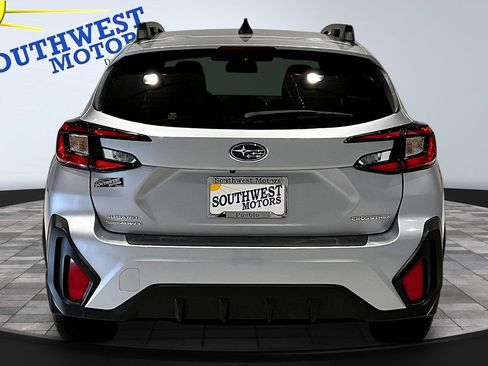 Used 2024 Subaru Crosstrek 2.0i Premium AWD/4WD image 5