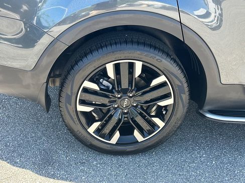 Certified 2024 Kia Telluride SX FWD image 17