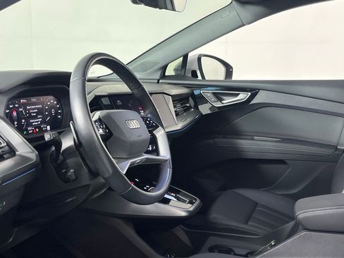 Used 2024 Audi Q4 e-tron Premium Plus w/ Premium Plus image 21