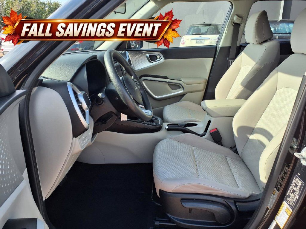 Certified 2022 Kia Soul LX w/ Technology Package FWD image 10