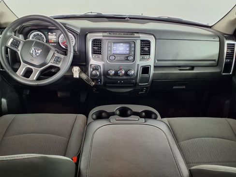 Used 2024 RAM 1500 Classic SLT image 9