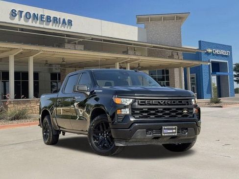 Used 2023 Chevrolet Silverado 1500 Custom AWD/4WD image 1