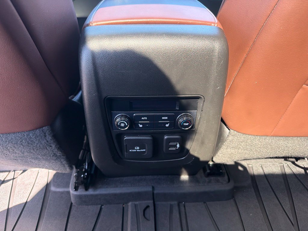 Used 2020 Buick Enclave Avenir w/ Avenir Technology Package AWD/4WD image 24