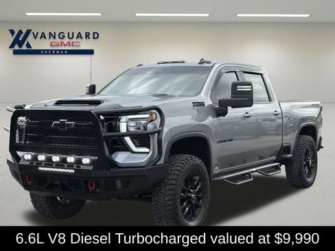 Used 2025 Chevrolet Silverado 2500 LT w/ Trail Boss Package image 3