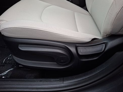 Used 2023 Kia Forte LXS image 14