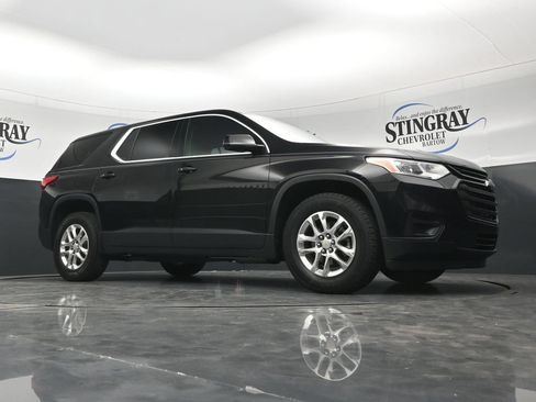 Used 2021 Chevrolet Traverse LS w/ LPO, Blackout Package FWD image 20