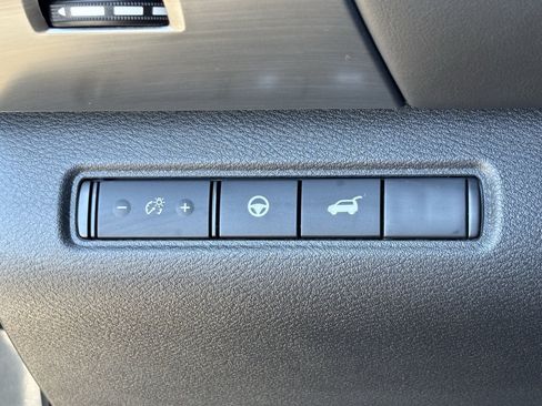 Certified 2025 Nissan Pathfinder Rock Creek AWD/4WD image 33