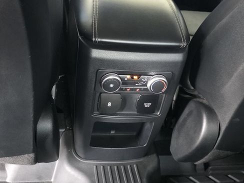 Used 2020 Ford Explorer Limited w/ Class III Trailer Tow Package AWD/4WD image 12