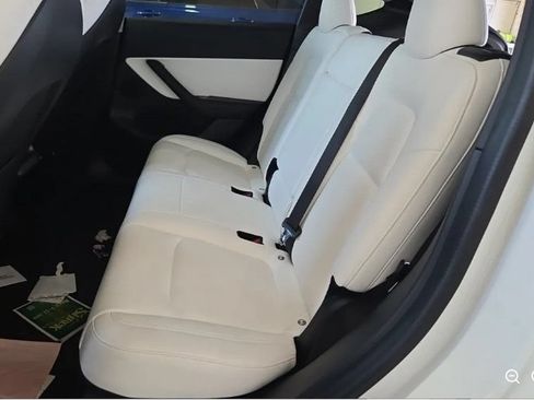 Used 2021 Tesla Model Y 2WD image 9