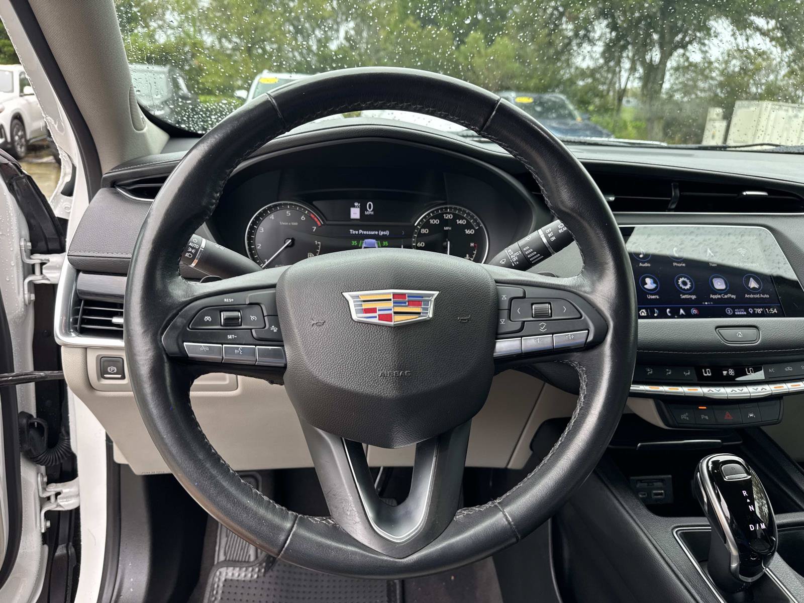 Used 2020 Cadillac XT4 Premium Luxury w/ Enhanced Visibility Package FWD image 14