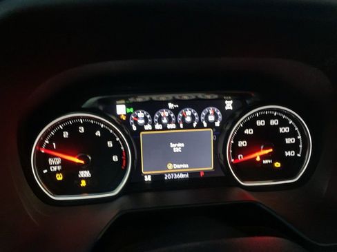 Used 2021 Chevrolet Suburban High Country w/ Premium Package image 14