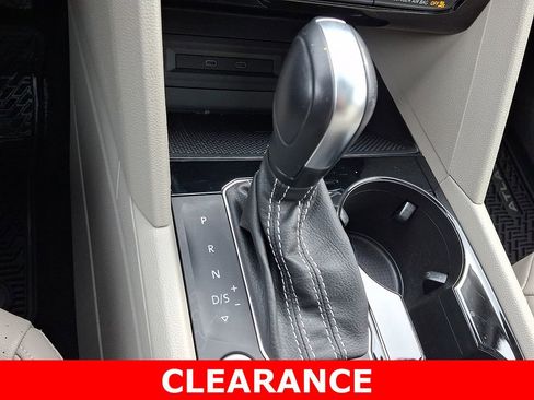 Used 2022 Volkswagen Atlas SE image 17