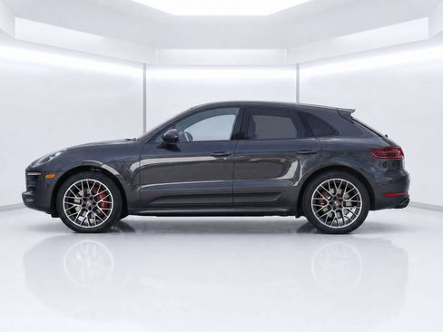 Used 2017 Porsche Macan GTS AWD/4WD image 2