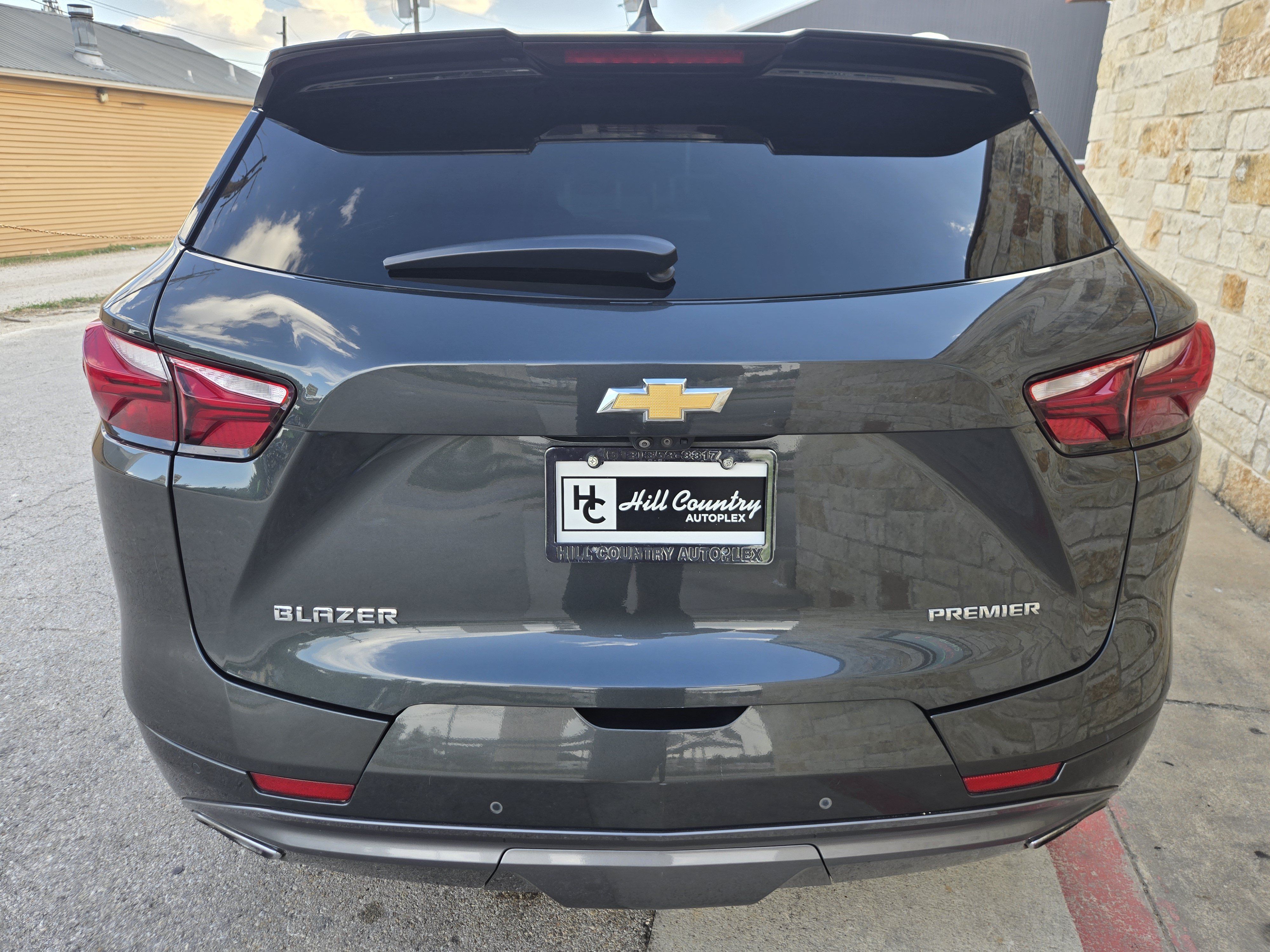 Used 2019 Chevrolet Blazer Premier w/ Sun and Wheels Package FWD image 16