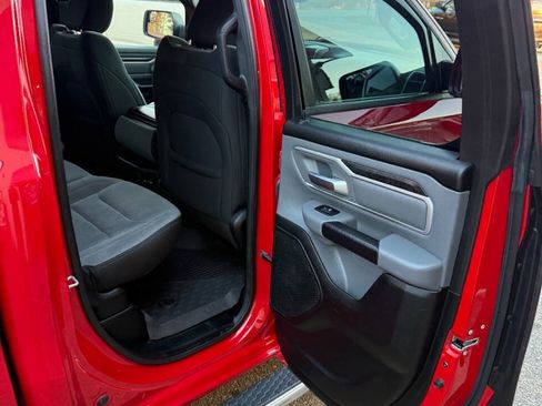 Used 2021 RAM 1500 Big Horn RWD image 18